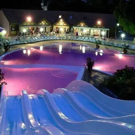 Camping **** Piscine - Foret - Plage 300m * سانت-بريفين-لي-بان