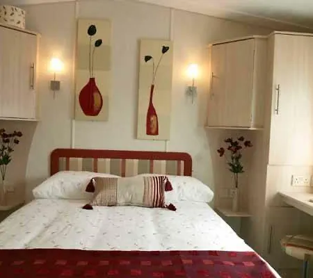 Camping **** Piscine - Foret - Plage 300m * سانت-بريفين-لي-بان